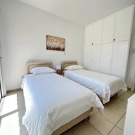 Two Bedroom Marsefino Amazing Townhouse-apartment Διαμέρισμα *
